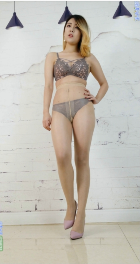 女神萱萱内衣第二季 20V 全套 售价：35积分